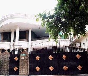 Fassade der Unterkunft