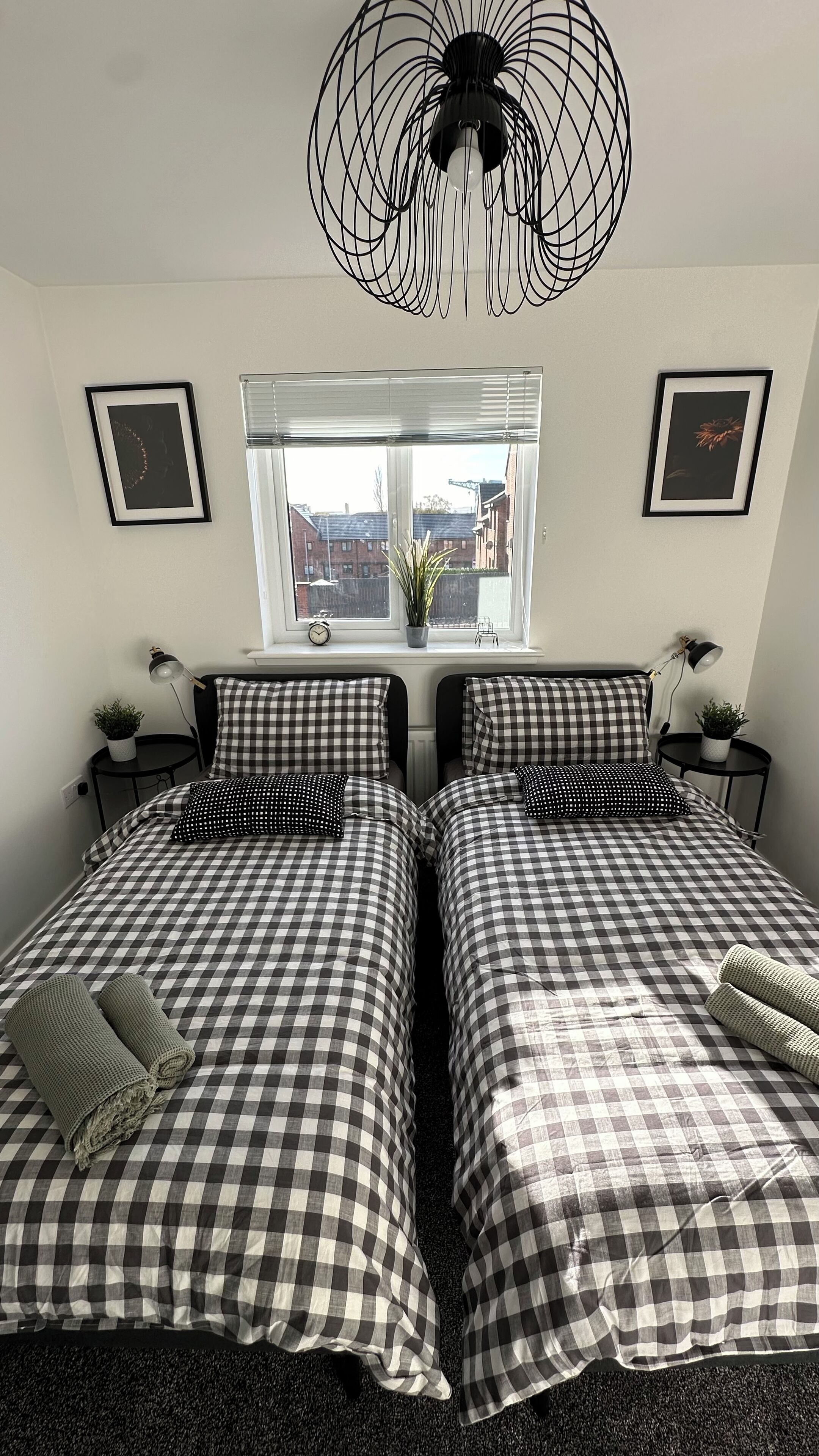 3 多间卧室、熨斗/熨衣板、WiFi、床单