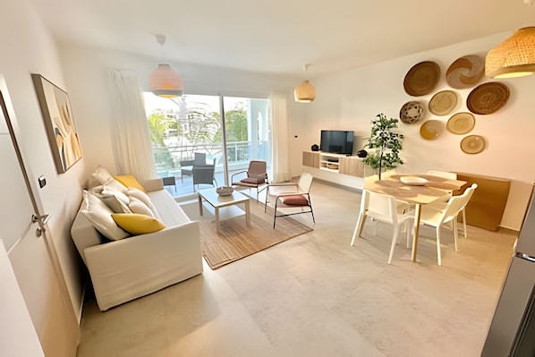 Apartment | Living area