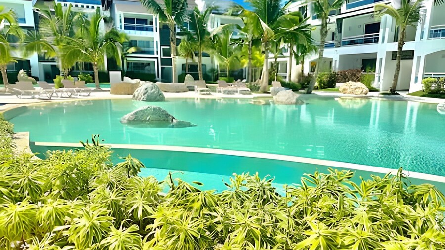 エストレラ ドミニクス バイ アドバンテージ クラブ