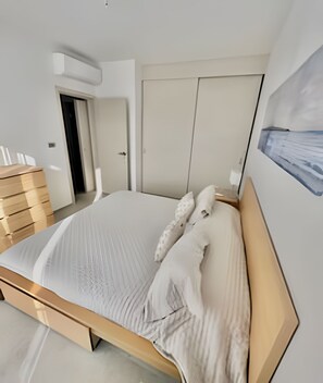 Apartment | 2 bedrooms, free WiFi