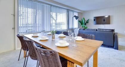 Crystal City Comfortable Apartments