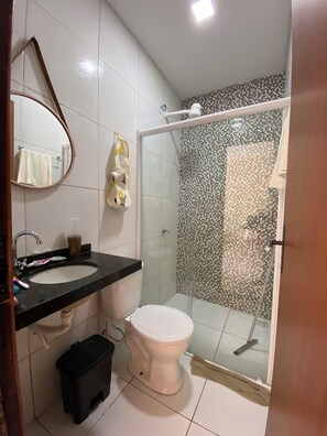 Family Villa, Garden View | Bathroom