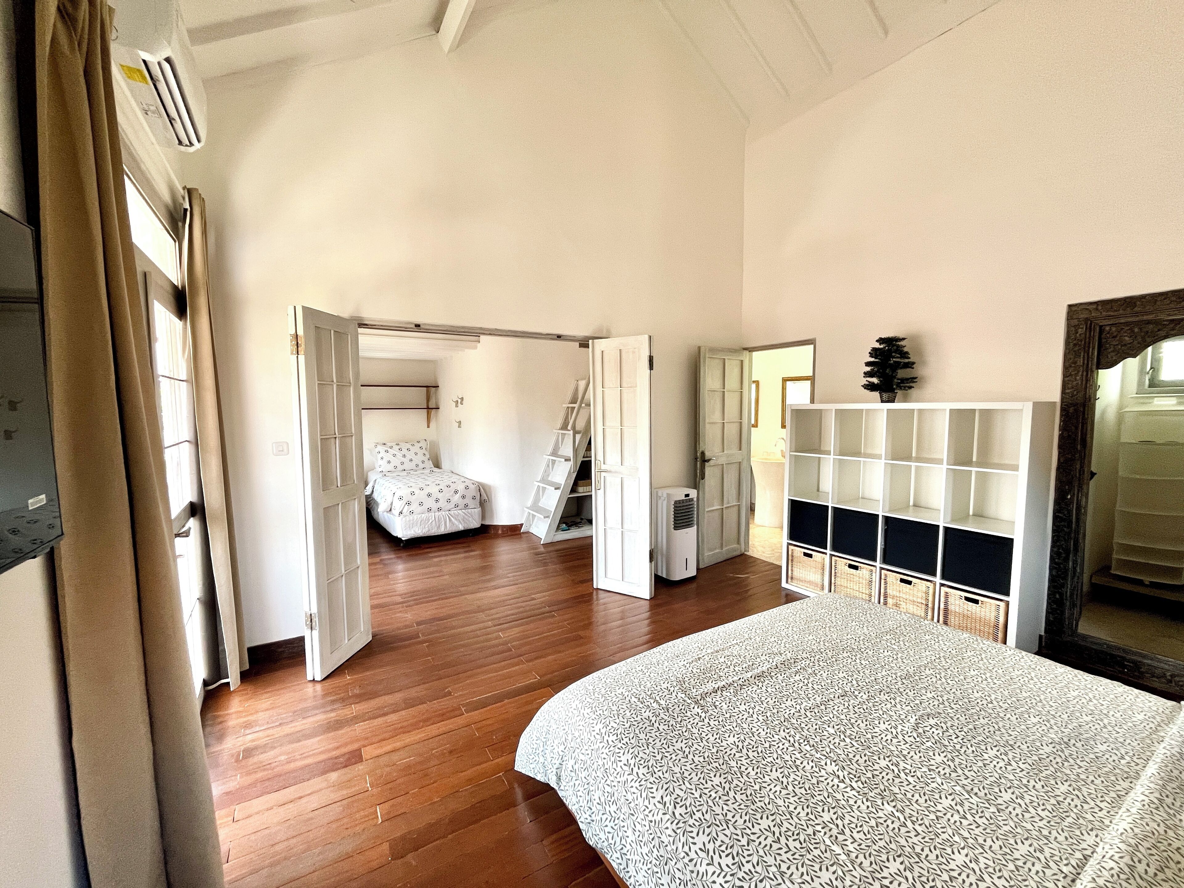 家庭别墅 | 床单