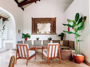 Family Room, 2 Bedrooms, Private Pool | Living area | 32-inch Smart TV with digital channels