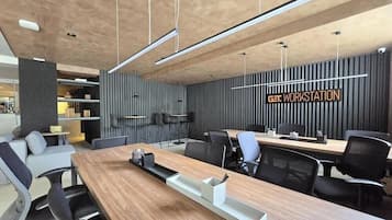 Studio | Dining