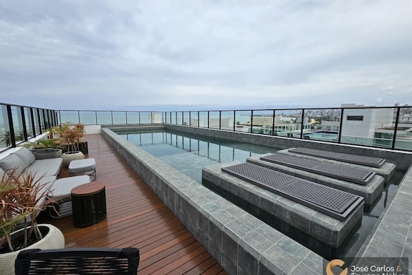 Basic Apartment | Terrace/patio