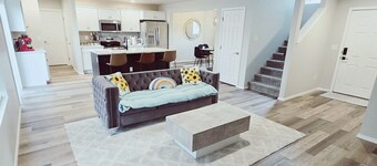 Charming 3BR Home in Marvelous Boise â Creekside Yard, Patio & Outdoor Space