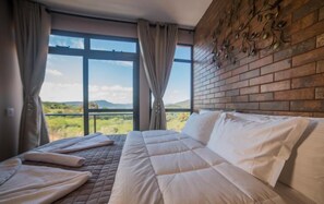 Allergikerbettwaren, schallisolierte Zimmer, Bügeleisen/Bügelbrett