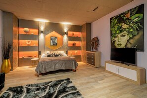 1 chambre, fer et planche à repasser, Wi-Fi, draps fournis