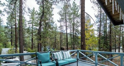 The Cozy 2 bedroom Pineland Chalet