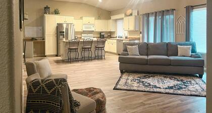 Entire Home Near the World Ag Expo