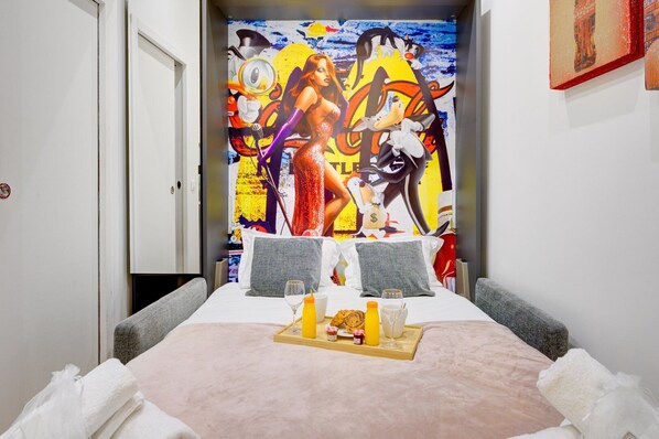 Iron/ironing board, WiFi, bed sheets - TBS 74 - Well-designed apartment Marais district (Paris)