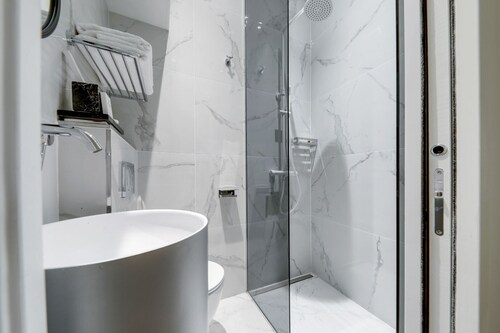 TBS 78 - Splendide appartement au coeur du Marais