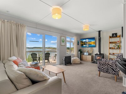 Harbour Escape - Paparoa Holiday Home