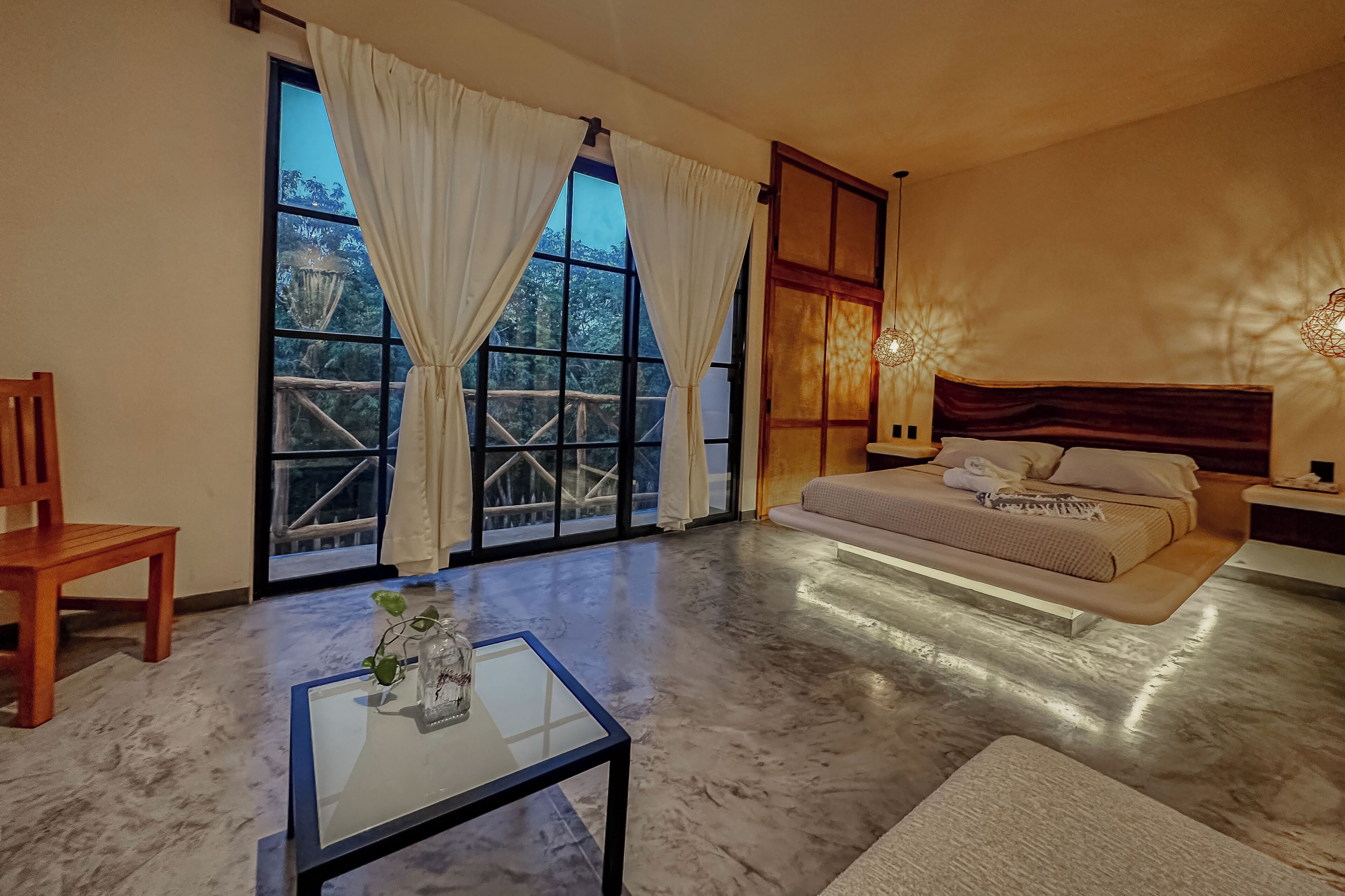 Deluxe Studio Suite, Pool View | Blackout drapes, iron/ironing board, free WiFi