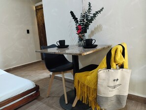 Escritorio y wifi gratis 