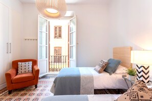 Apartment | 3 bedrooms, Internet - 3 Bd Apartment With Balconies Next to Larios Street Larios (Málaga)