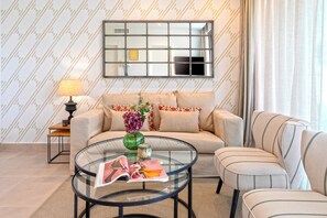 Apartment | 2 bedrooms, Internet - 2 Bedroom With Private Terrace and Communal Pool in Marbella Center Ricardo Soriano Terrace (Marbella)