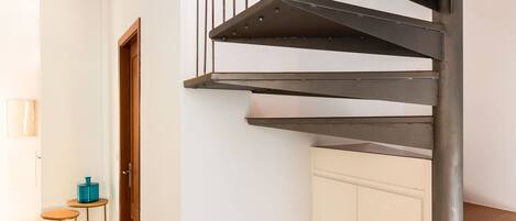 อพาร์ทเมนท์ | 3 ห้องนอน, อินเทอร์เน็ตความเร็วสูง