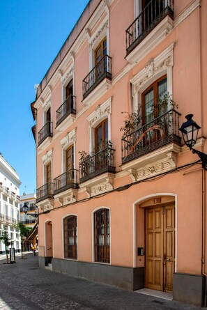 3 habitaciones y acceso a internet 