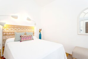House | 1 bedroom - Amazing Beachfront House With Direct Access to the sea La Casita (Estepona)