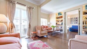 Ảnh chưa phân loại, 5 trong số 15 ảnh, nút