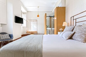 4 bedrooms - Amazing Four-bedroom Apartment in Historic Building in City Center Cervantes (Málaga)