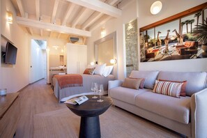 شقة | أسرّة أطفال/رضّع (مجانًا)