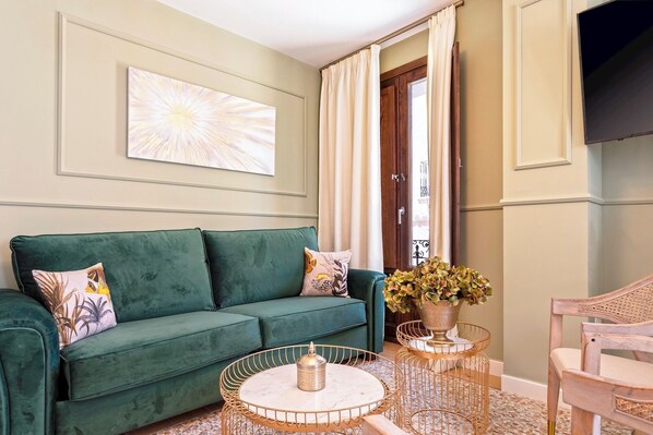 Apartment | 2 bedrooms, Internet - Amazing Duplex With Private Terrace in the Heart of Granada Mesones III (Granada)