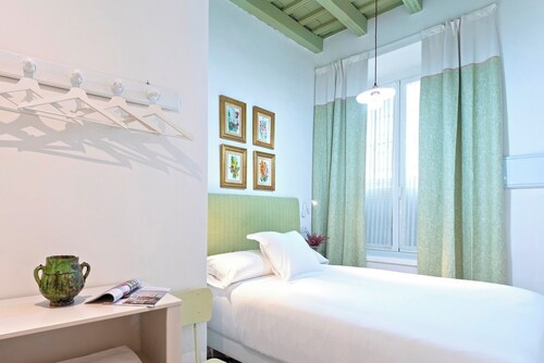 Amazing 4bd House With Terrace Near Cathedral Mateos Gago Terrace VI