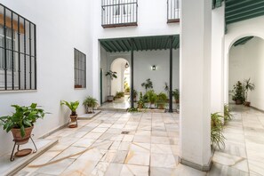 アパートメント | 2 室のベッドルーム、インターネットアクセス