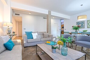 公寓 | 2 間臥室、網路服務