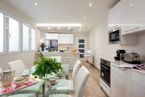 Apartment | 3 bedrooms, free cots/infant beds