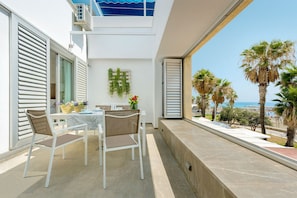 Apartment | 2 bedrooms - Beautiful 2 Bd House With Terrace Views to the Beach Pedregalejo (Málaga)