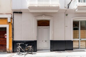 Apartment | 1 bedroom, Internet - Beautiful 1 bd Apartment in the Historic Center of Cadiz Sagasta (Cádiz)