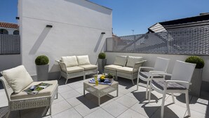 Apartment | 2 bedrooms, Internet - Best Location Santa Cruz Quarter 2 BD Apartment With Private Terrace Mateos Gago Terrace (Seville)