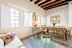 3 habitaciones y acceso a internet 