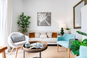Apartment - Brand new 4 Bd Apartment Next to the Cathedral Mateos Gago IV (Seville)