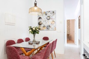 Apartment | 4 bedrooms, Internet