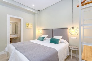 3 عدّة غرف نوم وخدمة الإنترنت