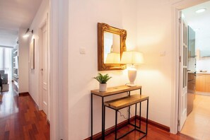 公寓 | 3 間臥室、網路服務