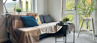 "Blue dreams" stay near Glasgow city