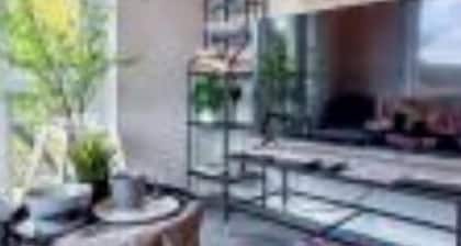 "Blue dreams" stay near Glasgow city