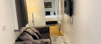 Charming One-Bedroom outdoor Apartment – A Cozy Getaway with Modern Comforts