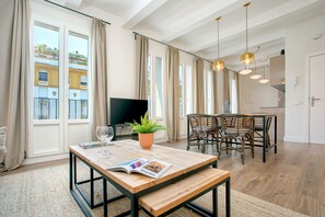 Apartment | 2 bedrooms, Internet - Cozy Apartament in Puerta Jerez Almirante Lobo II (Seville)