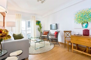 公寓 | 1 間臥室、網路服務