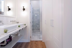 Apartment | 2 bedrooms, Internet