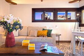 Apartment | 1 bedroom - Excelent 1-bedroom Apartment Near Cathedral Zacatin Penthouse (Granada)