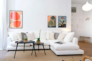 Apartment | 4 bedrooms, Internet